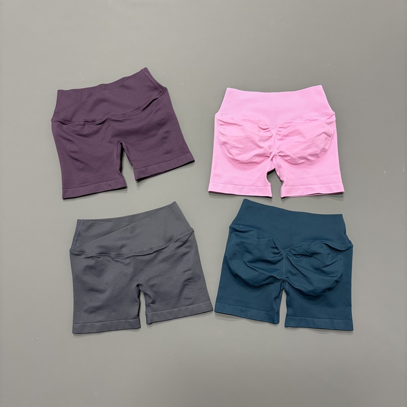 Pilates Vs Yoga - Shorts de sport pour femme Vision